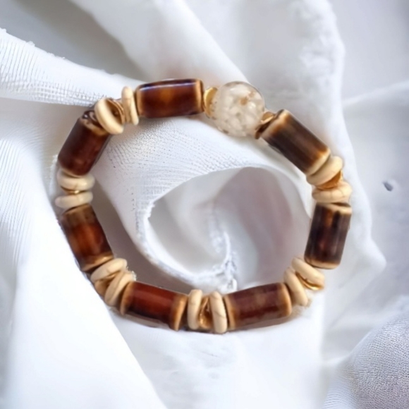 Earth tone beaded Bracelet - Picture 9 of 9